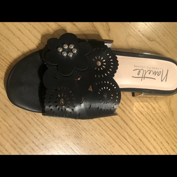 Nanette Lepore Black slip on mules size 7 - Picture 4 of 7